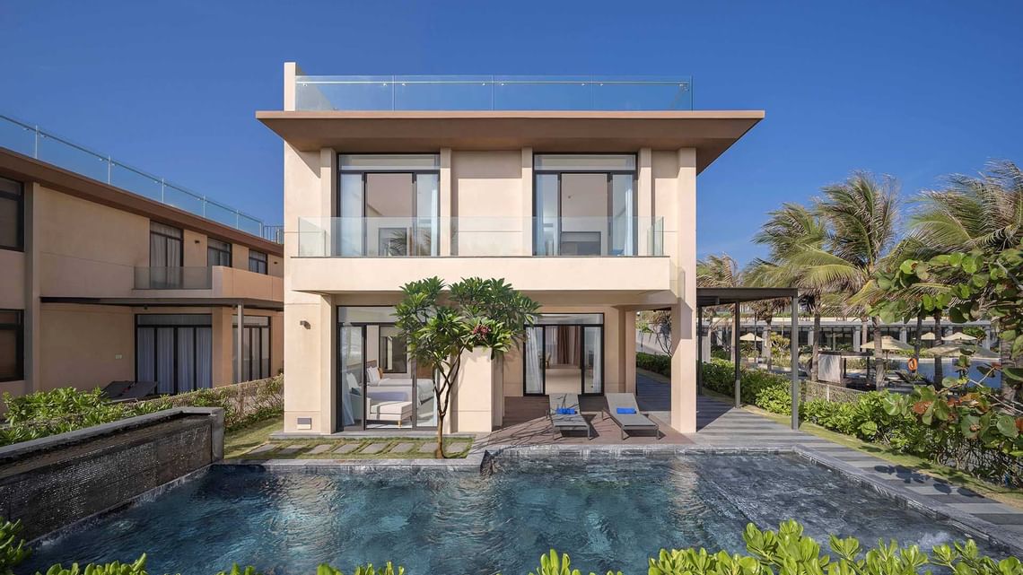 biệt thự trước biển Cam Ranh Mystery Villas