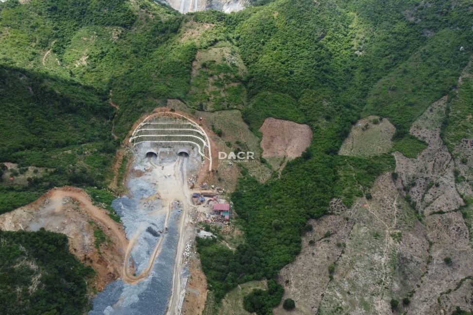 Hầm Dốc Sạn cao tốc Cam Lâm - Nha Trang