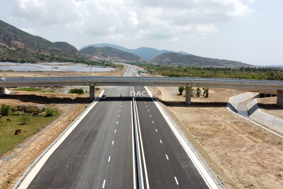 chủ đầu tư cao tốc Nha Trang - Cam Lâm xin hoàn thành vượt tiến độ 3 tháng